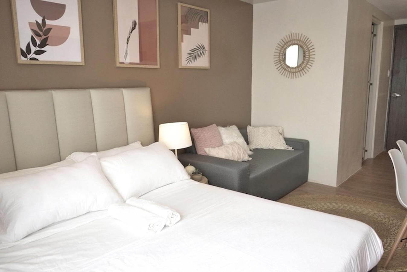Quince Studio W/ Balcony Orochi Staycation Ph At Loop Tower Cdo Cagayan de Oro Exterior foto